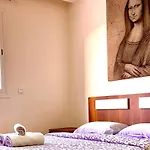 Sab 10 - Superb View Of The Hassan 2 Mosque. Comfortable Apartment In A Great Location.